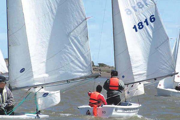El embalse Riacuteo Hondo una excelente opcioacuten para vivir a pleno el verano en Las Termas de Riacuteo Hondo