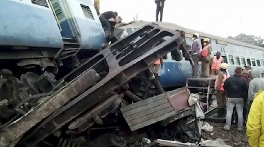 Al menos 32 muertos en un accidente de tren