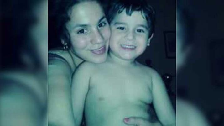 Piden colaboracioacuten para un nene con leucemia