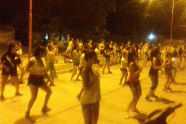 Una vecina hizo desalojar el ensayo de las comparsas