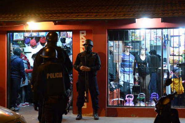 Almeida traiacutea cocaiacutena de Salta y marihuana de Corrientes