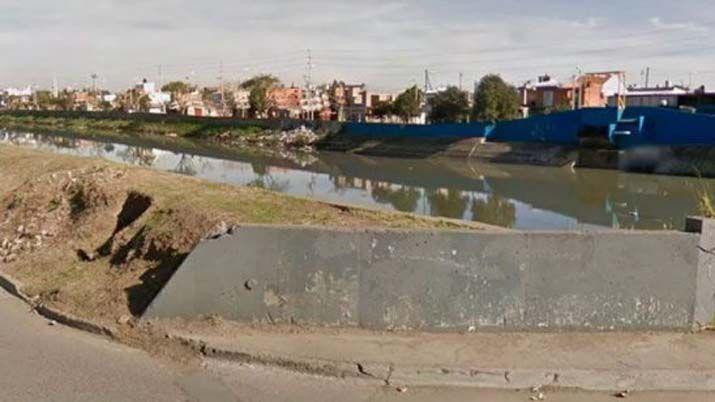 Horror- encuentran el torso de mujer en un arroyo