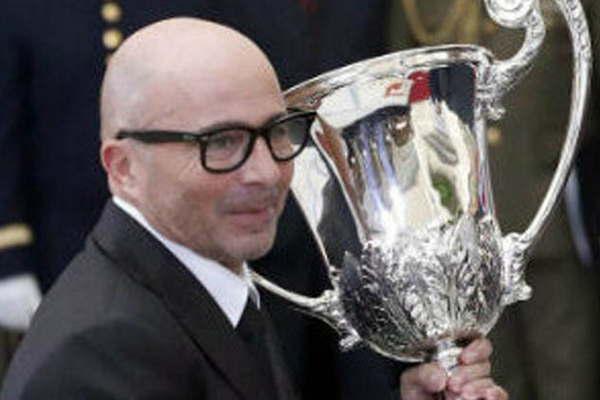 Sampaoli fue premiado por el rey de Espantildea