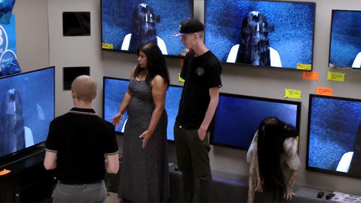 Video- broma viral con la nintildea de La Llamada para morirse