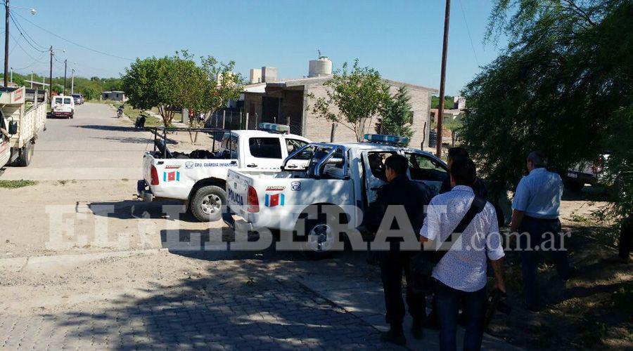 Las Termas- desalojan a familias que usurparon viviendas municipales