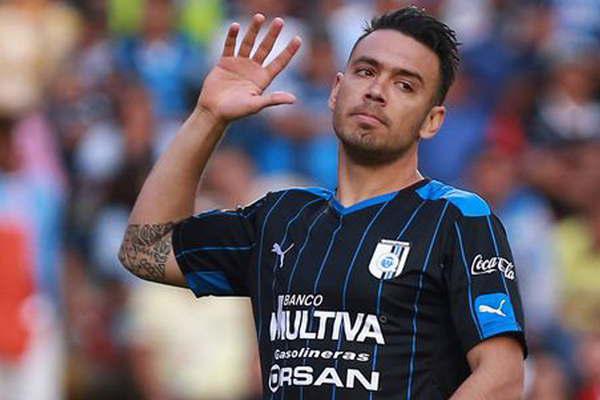 Nery Domiacutenguez finalmente seraacute refuerzo de Independiente que lo traeraacute a preacutestamo por un antildeo