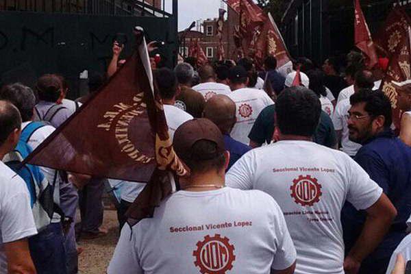Banghoacute cerroacute su faacutebrica y despidioacute a 205 trabajadores