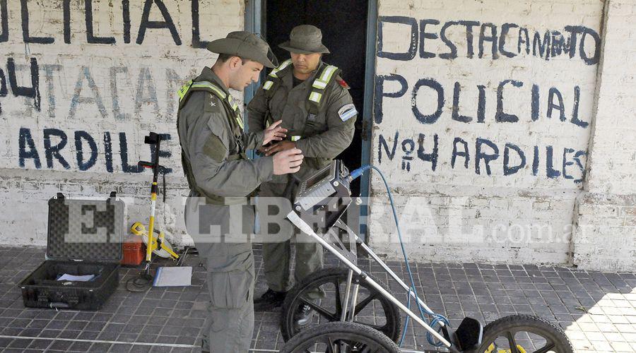 Con un georradar iniciaron la buacutesqueda de los restos de Marita Veroacuten