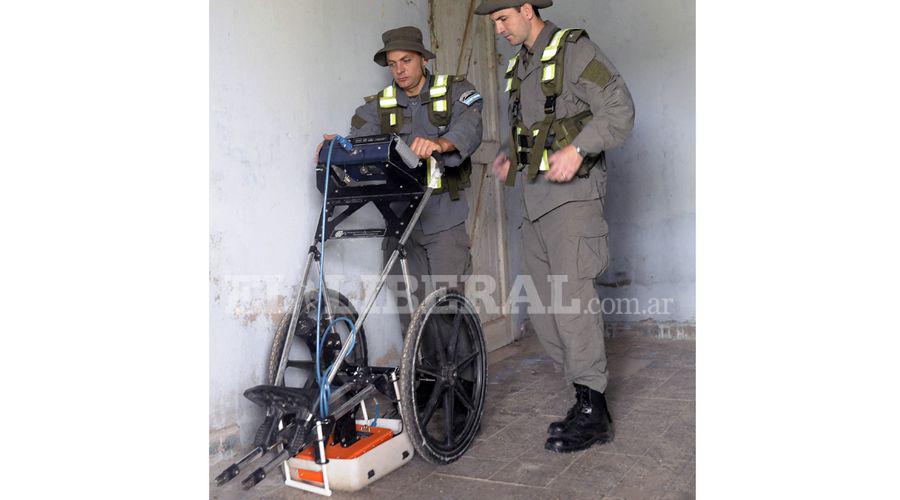 Con un georradar iniciaron la buacutesqueda de los restos de Marita Veroacuten