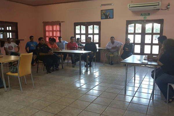 Capacitaron a los policiacuteas de Pampa de los Guanacos sobre las nuevas directivas