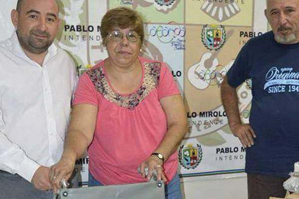 La comuna entregoacute una silla de ruedas a Rodrigo Brunet 