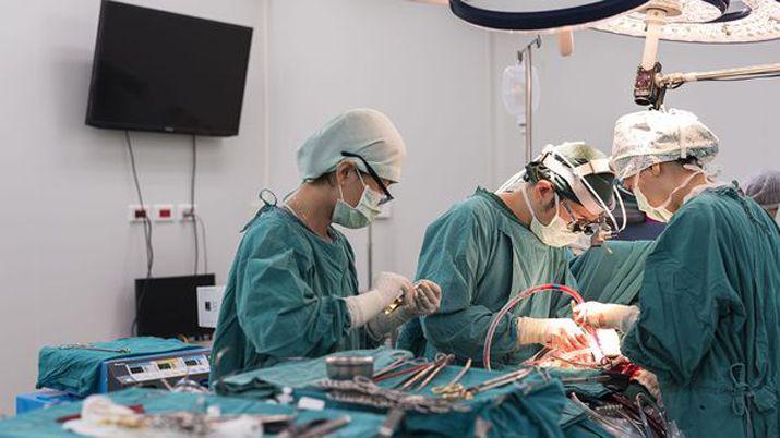 Vivió seis días conectada a una mquina y sin pulmones