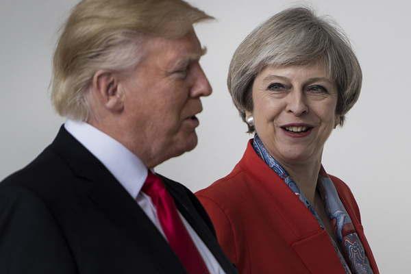 Maacutes de 650 mil personas firman en Reino Unido para pedir que el presidente de EEUU no visite el paiacutes 