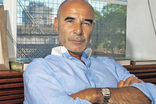 Tras el repudio unaacutenime Goacutemez Centurioacuten pidioacute disculpas por sus dichos sobre la dictadura