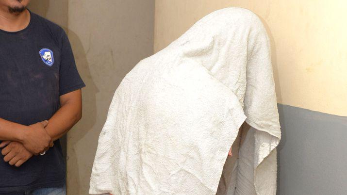 Detienen a un hombre que le pegoacute un palazo en la cabeza a su ex pareja