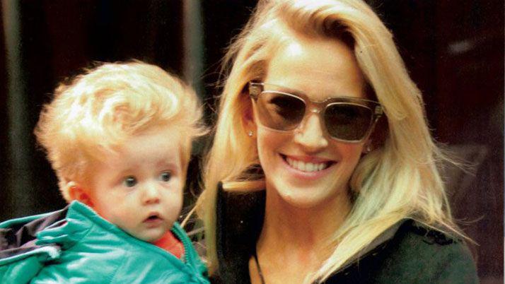 Famosos apoyan a Lopilato y Bublé