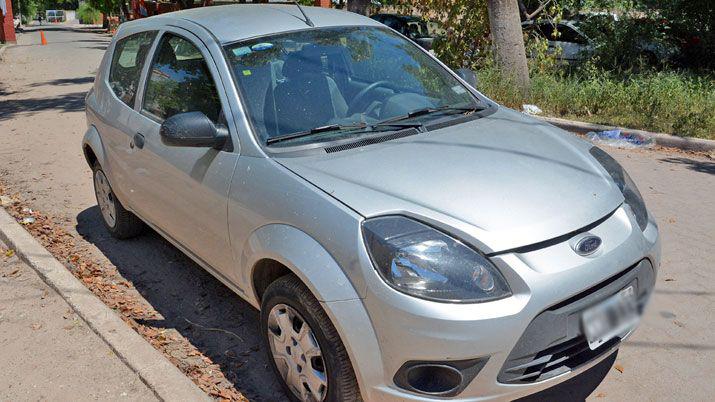 El auto fue encontrado abandonado en la zona sur de Capital