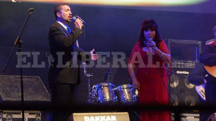 El Chaquentildeo Palavecino puso de pie al puacuteblico salamanquero