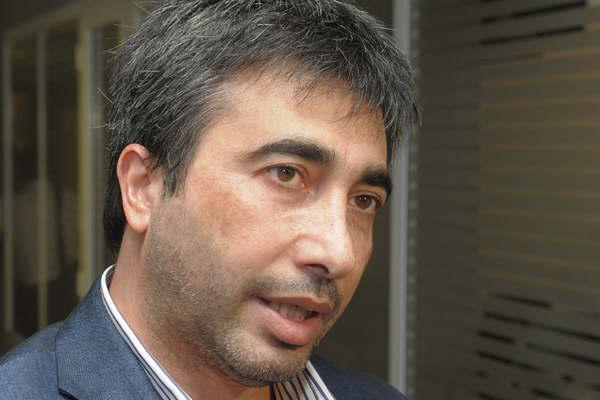 Mujer de camionero desaparecioacute con sus dos hijos de 8 y 5 antildeos