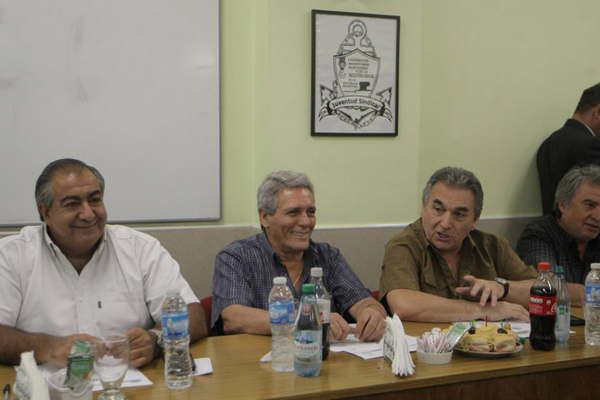 El sindicalismo pide conversar con Macri antes del paro general