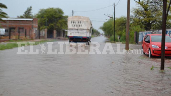 Antildeatuya- Por las fuertes lluvias cayeron maacutes de 100 miliacutemetros