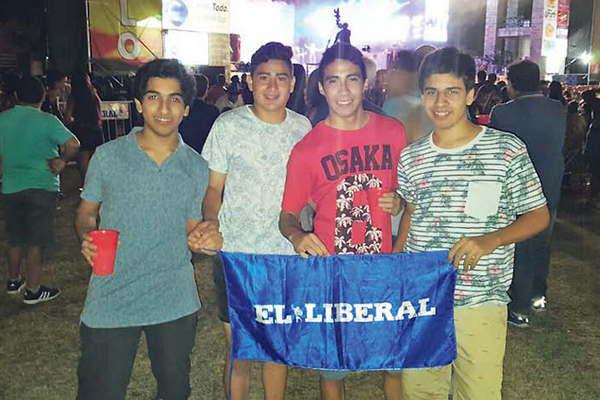 Horacio Banegas deleitoacute al puacuteblico salamanquero