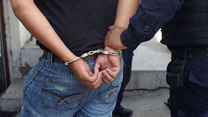 Agreden a una funcionaria policial en la entrada de un boliche