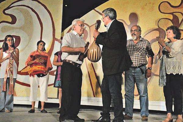 Premiaron a 7 santiaguentildeos en  la Feria Nacional de Artesaniacuteas 