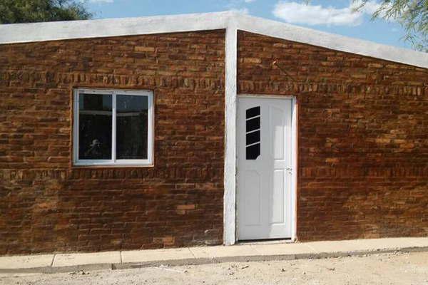 El Festival de la Cancioacuten Popular de Sumampa sortearaacute una casa nueva