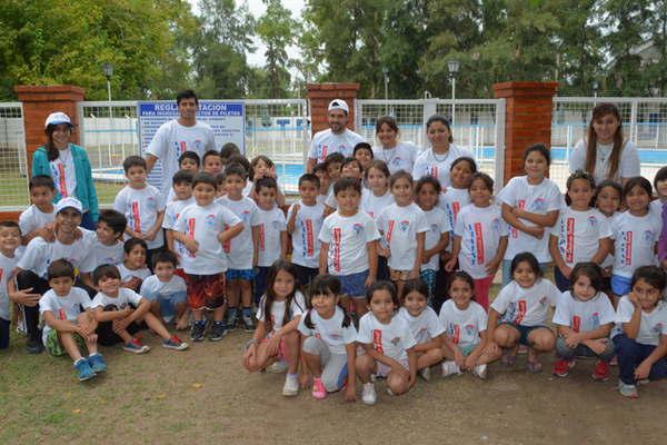 Con maacutes de cien nintildeos Utepse lanzoacute su colonia de vacaciones