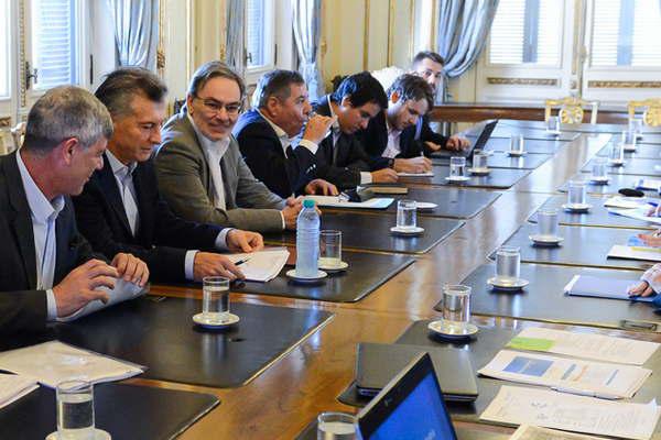 Anuncian asistencia a los productores damnificados