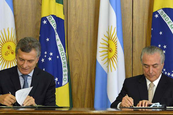 Firman convenio de cooperacioacuten para atraer inversiones