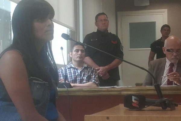 Amiga de Pato le atribuyoacute a Milanesa Paacuteez golpes y moretones en la costilla