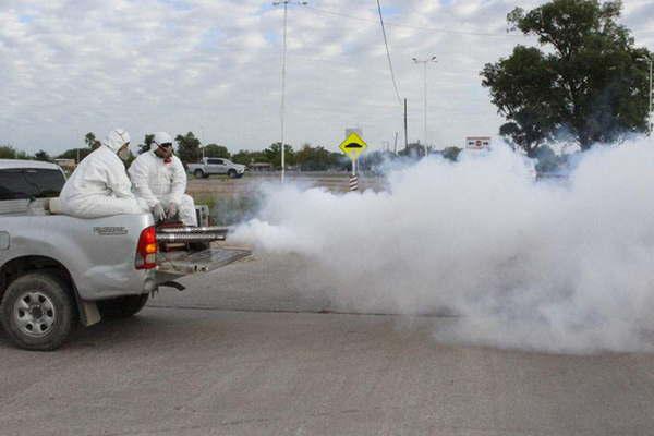 Realizan intensos trabajos de saneamiento en la ciudad