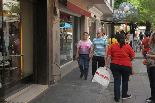 El sector privado de Santiago perdioacute 1144 empleos