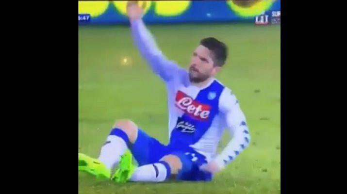 iexclDe no creer Fantasma ayuda a levantarse a un jugador del Napoli