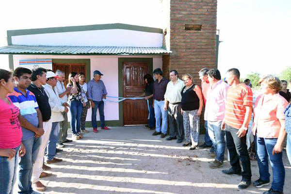 Maacutes de 30 familias del Dpto  Figueroa tienen un nuevo hogar