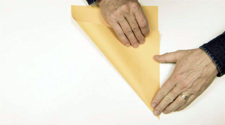 Video- Harvard te ensentildea a armar el avioncito de papel perfecto