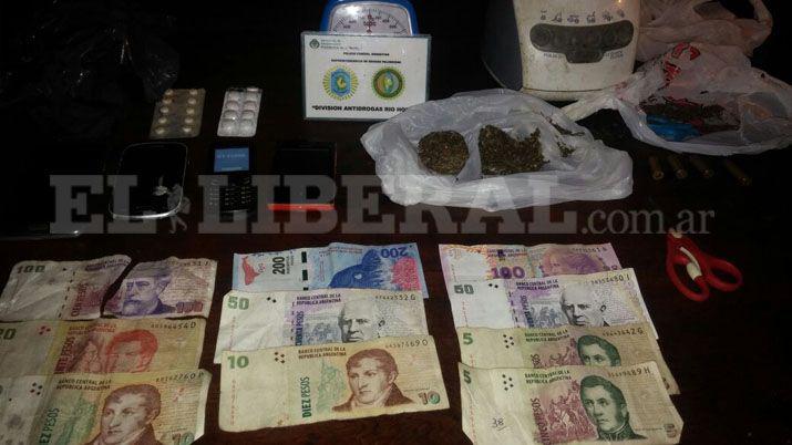 En dos allanamientos la Federal secuestró 2 kilos de marihuana