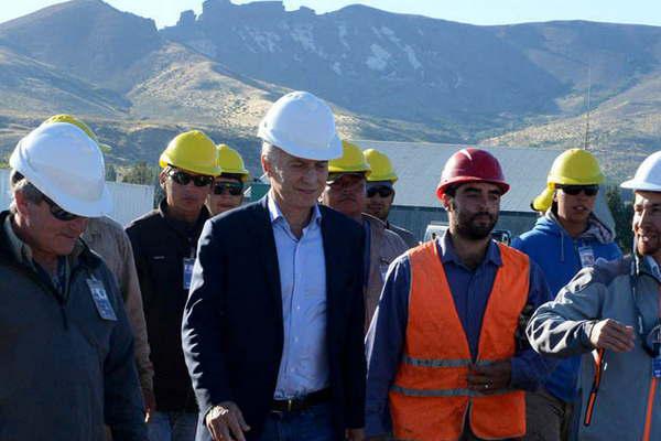 El presidente Macri volvioacute a hacer referencia a la herencia K durante un acto que presidioacute en Neuqueacuten
