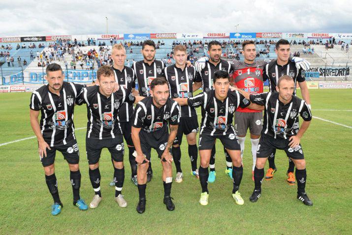 La formación del Tren del Oeste previa al encuentro amistoso en tierras jujeñas