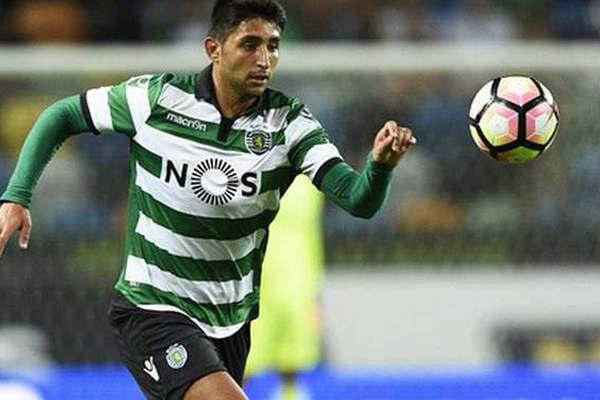 Alan Ruiz marcoacute un gol para el Sporting Lisboa