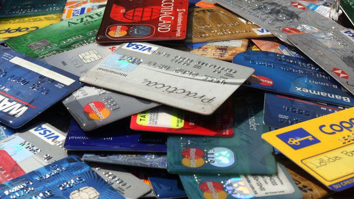 Pediraacuten a los bancos privados que ofrezcan 50 cuotas fijas con tarjeta de creacutedito