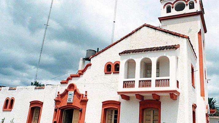 Antildeatuya- agredioacute a su mujer frente a la hija de ambos