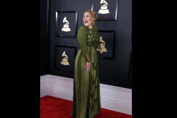 Grammy- criacuteticas a Trump en una noche donde Adele y Bowie ganaron  