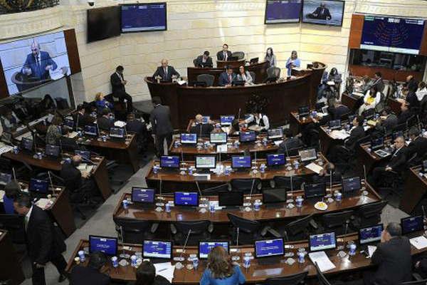 Voceros de las Farc participaraacuten en debates legislativos