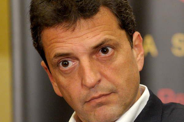 Exigimos al presidente la derogacioacuten de la rebaja en las jubilaciones