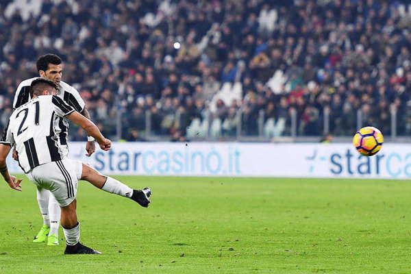 Dybala e Higuaiacuten guiaron  a una Juventus imparable 