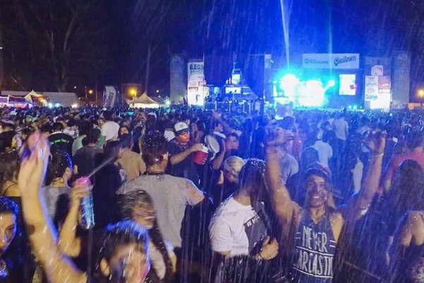 Seguiraacuten los controles de las fiestas de carnaval en La Banda