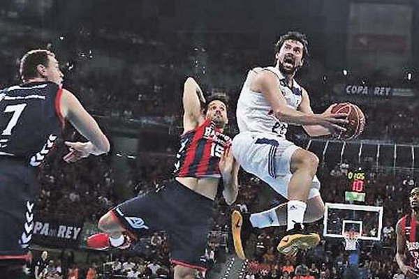 El Real de Nocioni eliminoacute al Baskonia de Laproviacutettola